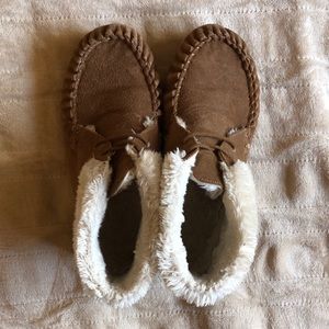 Mocassin booties